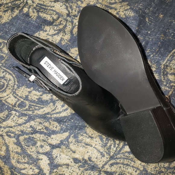 Steve madden leather booties NEVERWORN :) - Picture 2 of 3